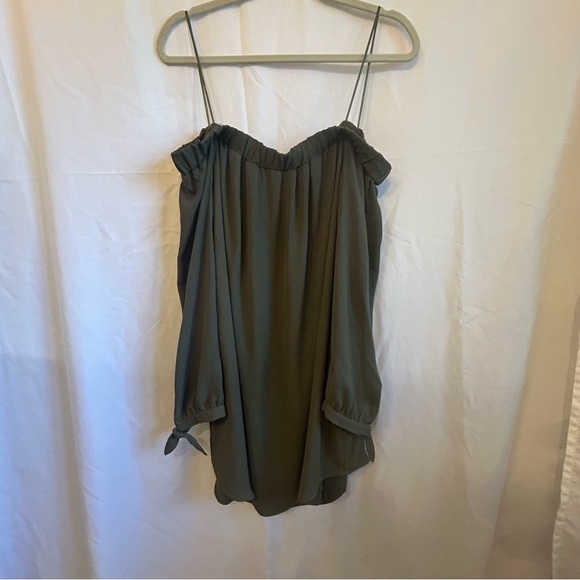 Express Olive Off-Shoulder Peasant Blouse - Size Large - Picture 4 of 7